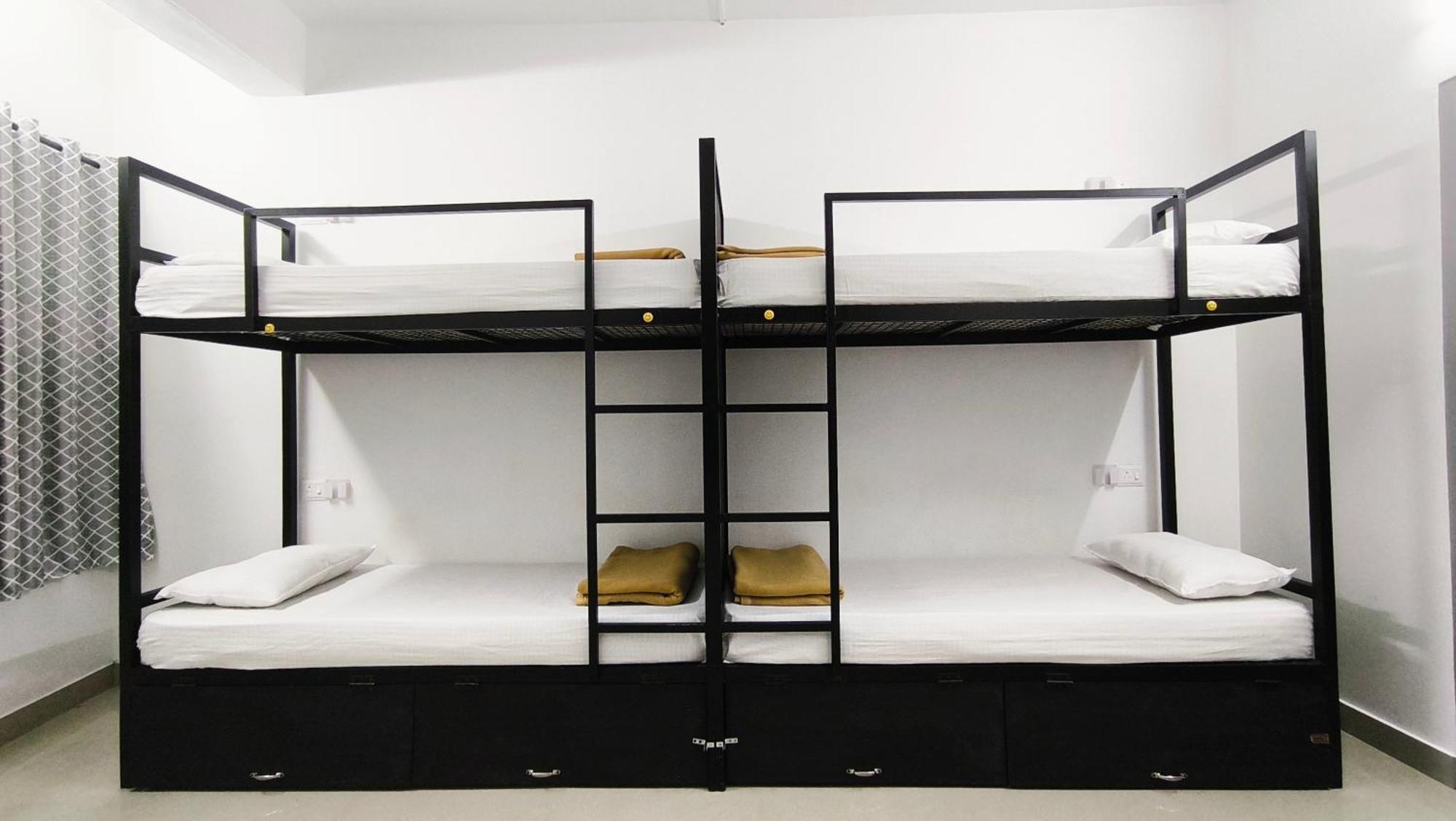 Hostel Stayzo Коччи Экстерьер фото