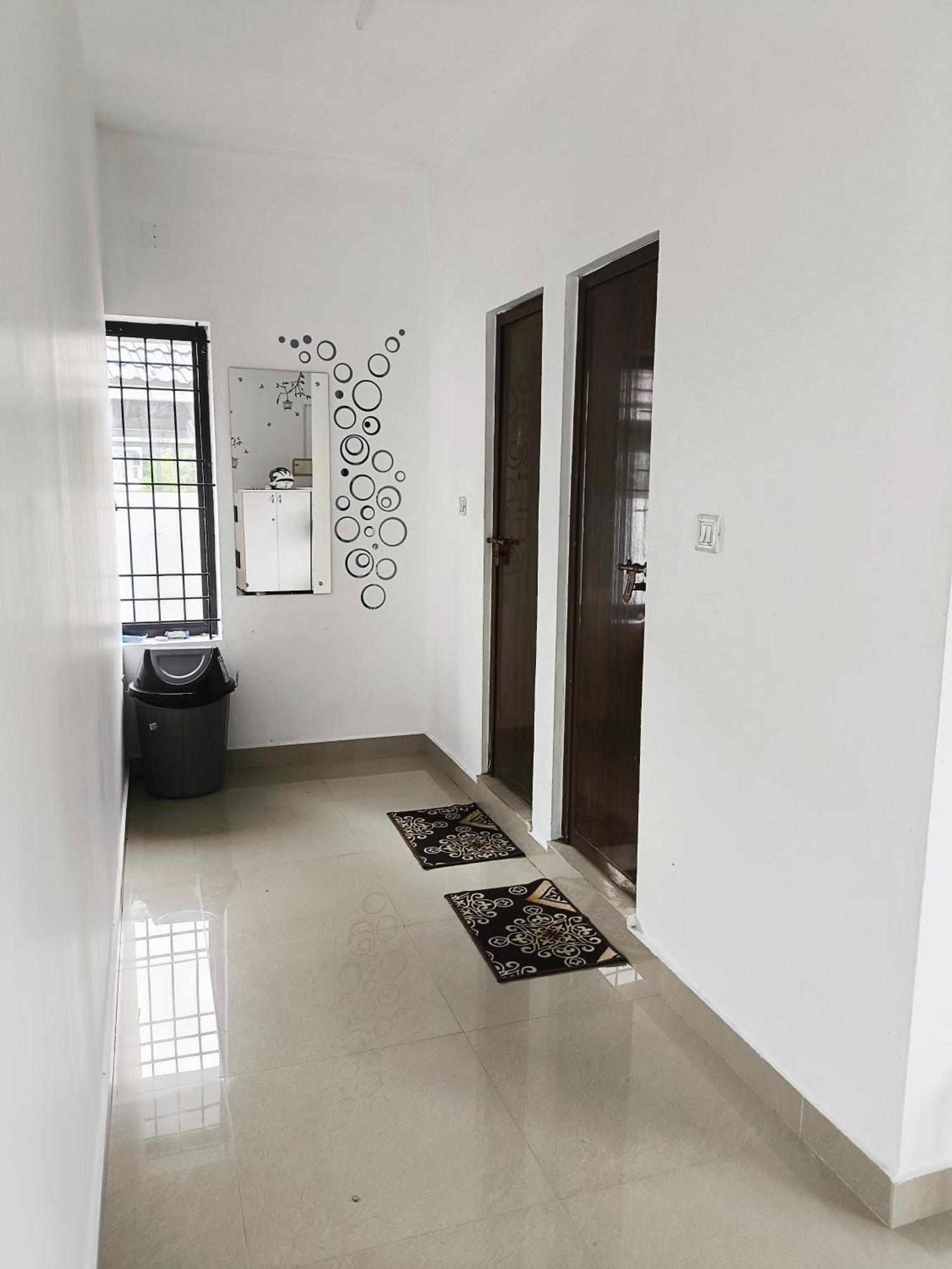 Hostel Stayzo Коччи Экстерьер фото