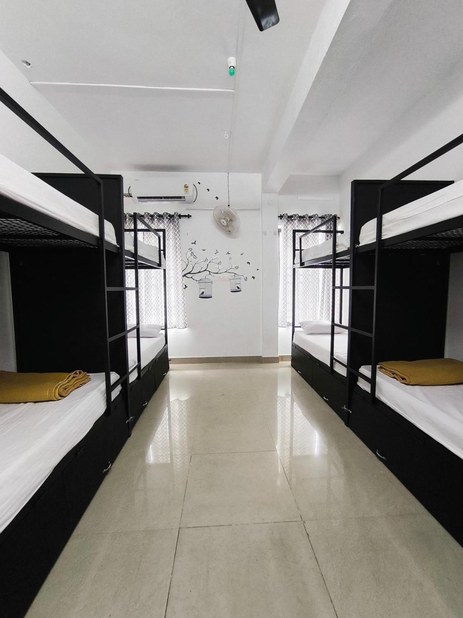 Hostel Stayzo Коччи Экстерьер фото